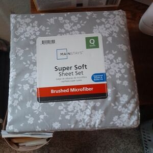 Mainstays Super Soft Brushed Microfiber Sheet Set – Queen – Gray Floral NWT